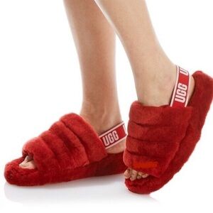 UGG Fluff Yeah Slide Slippers Red Lamb Fur Women Size 9 EUC